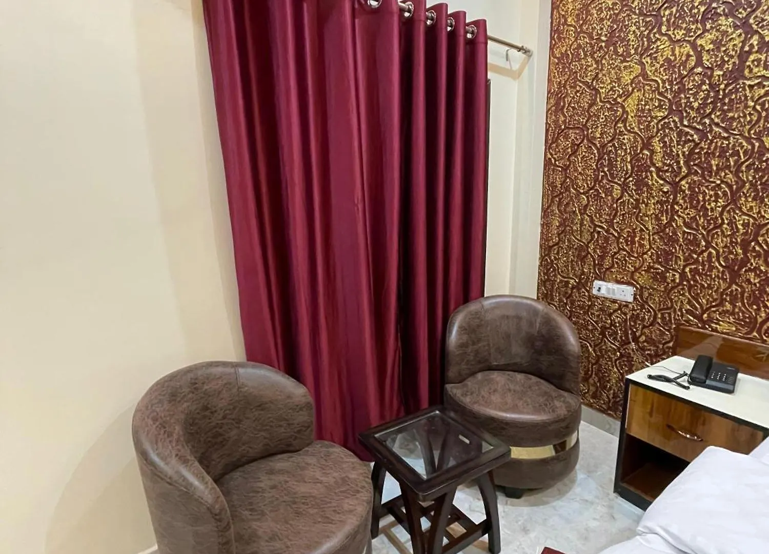 Classy5 Guest House Varanasi 0*,